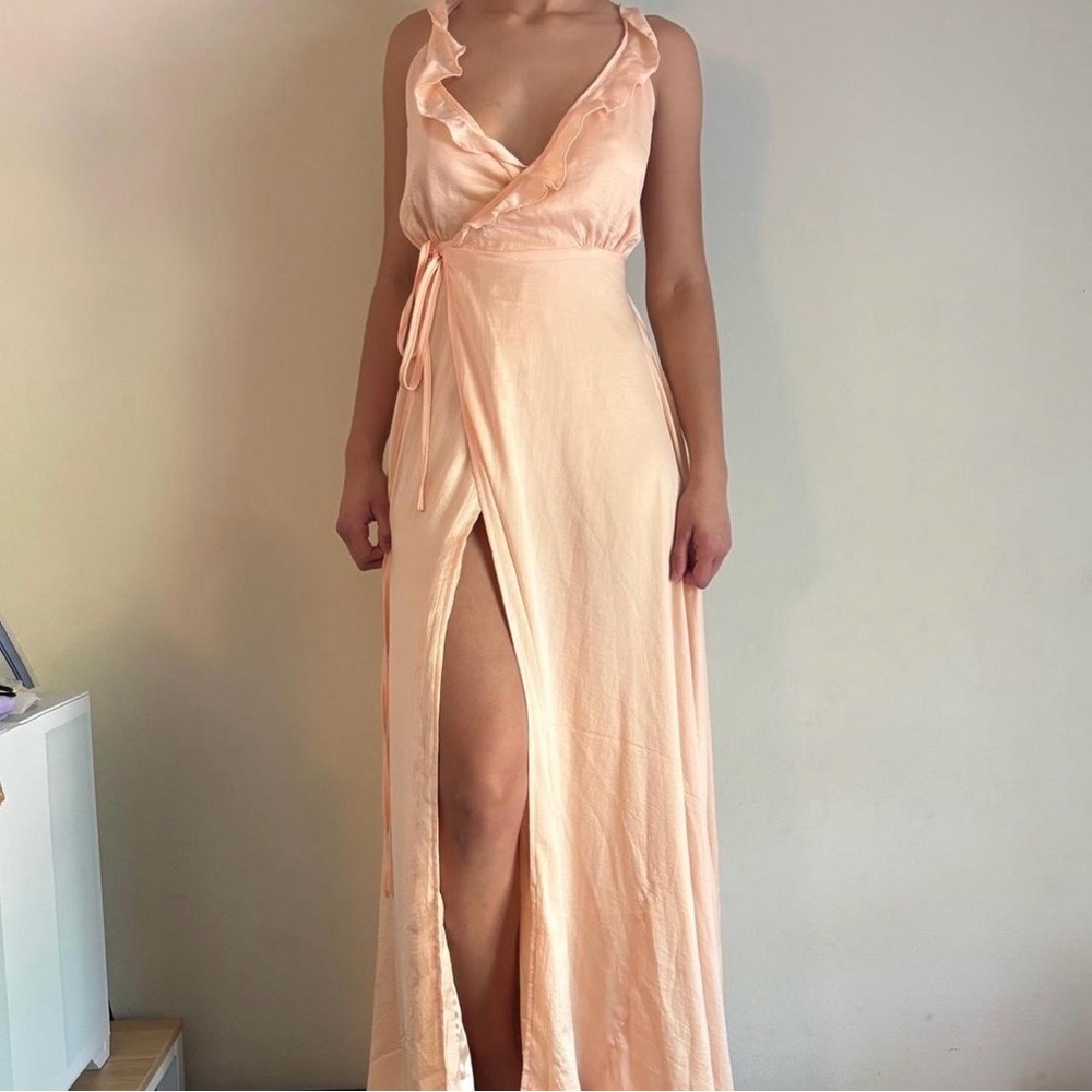 NWT Showpo peach maxi dress